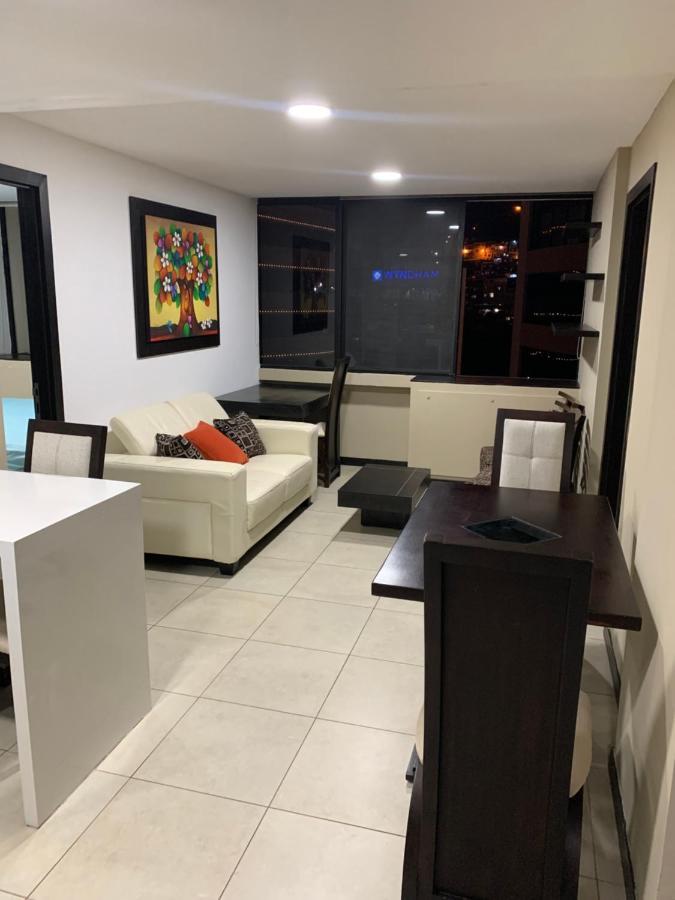 Puerto Santa Ana, Torres Bellini, 2 Dormitorios, Parqueo Guayaquil Ngoại thất bức ảnh